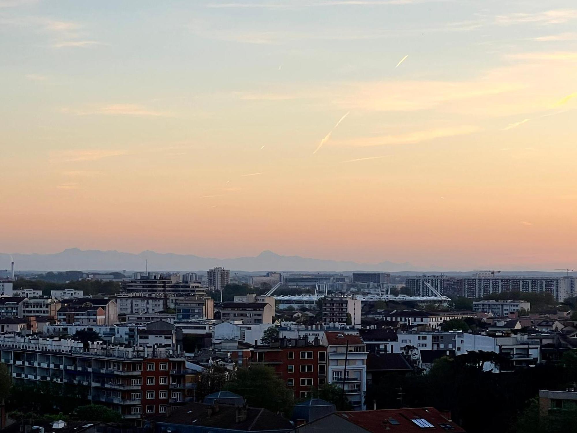 Sunset Duplex - Grand-Rond, Jardin Des Plantes, Centre-Ville, 2 Bdrs 60M2, Ac, Free Public Car Park 200M Away, Netflix - T3 60M2 Avec Clim, Parking Public Gratuit A 200M トゥールーズ エクステリア 写真