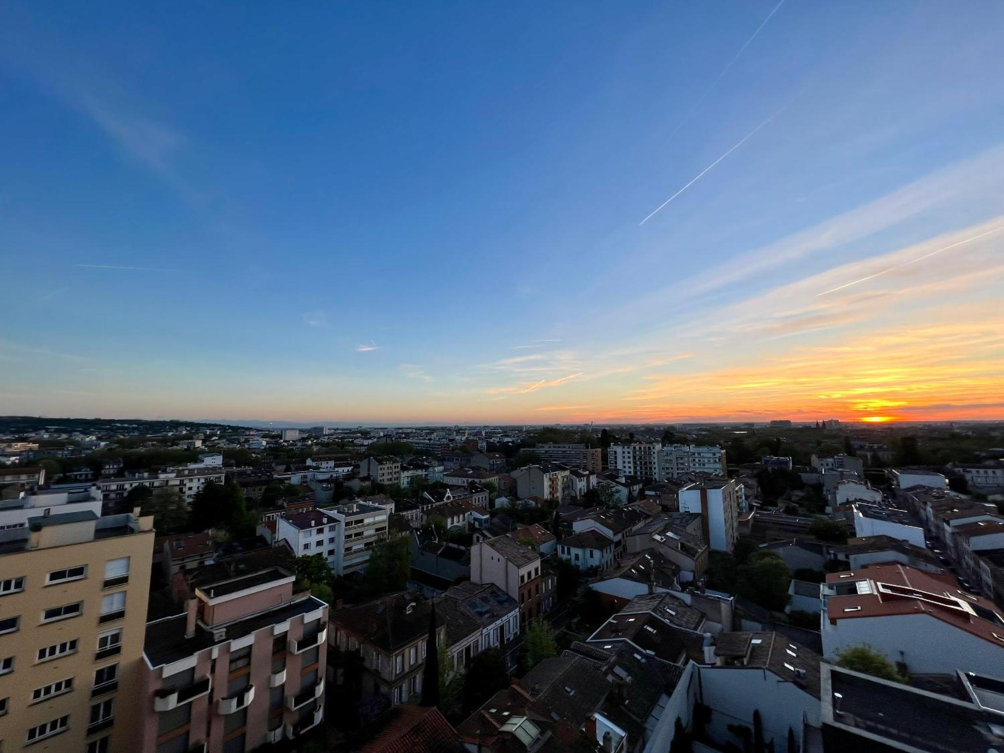 Sunset Duplex - Grand-Rond, Jardin Des Plantes, Centre-Ville, 2 Bdrs 60M2, Ac, Free Public Car Park 200M Away, Netflix - T3 60M2 Avec Clim, Parking Public Gratuit A 200M トゥールーズ エクステリア 写真